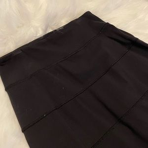 Lululemon skirt size 8
